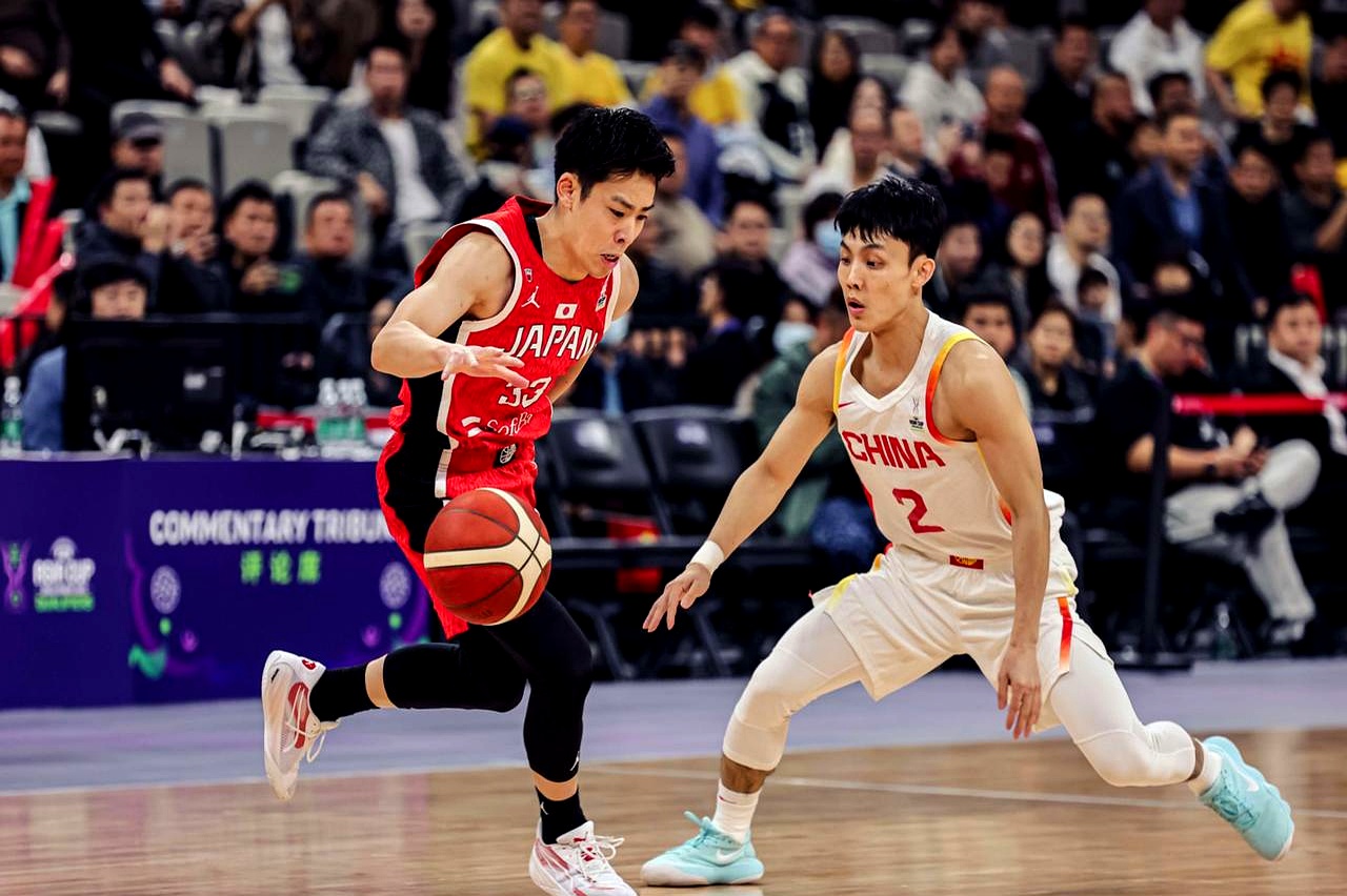 九游下载安装-包含CBA常规赛今晚走向成谜；西汉姆迎来里程碑；赛场秩序良好；控场能力受关注的词条