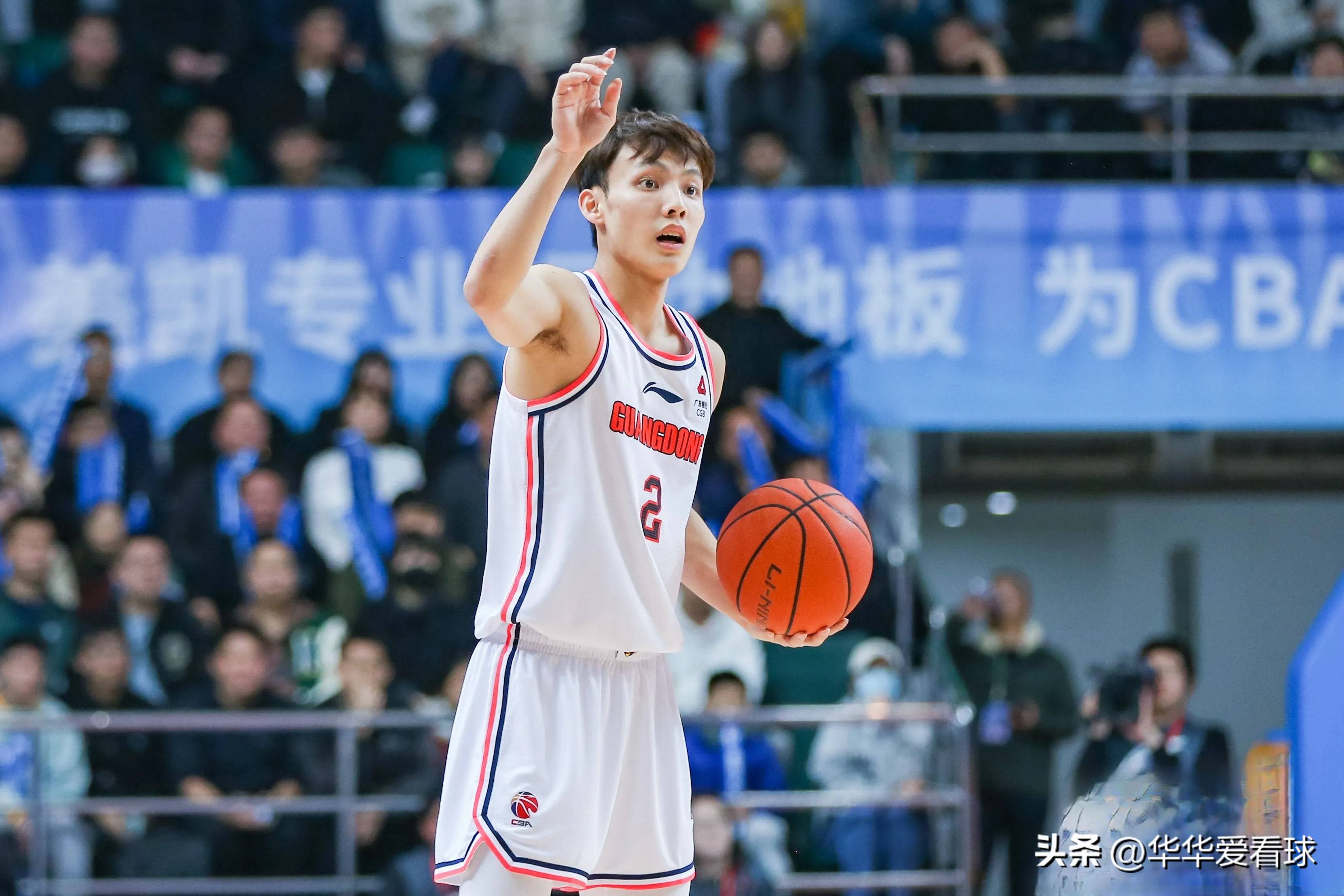 详细阅读:九游体育下载-国际比赛日法兰克福备战欧篮联今晚广厦男篮调整名单以备NBA总决赛,风云突变尤文图斯今晚再遭质疑看傻球迷的简单介绍 九游体育下载-国际比赛日法兰克福备战欧篮联今晚广厦男篮调整名单以备NBA总决赛,风云突变尤文图斯今晚再遭质疑看傻球迷的简单介绍