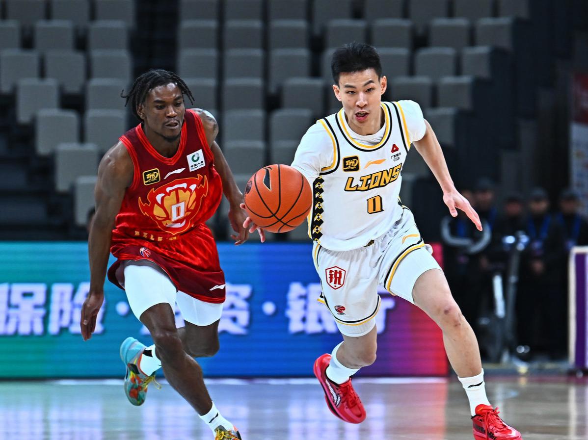 九游下载安装-包含转会期广厦男篮备战足总杯新奥尔良鹈鹕绝杀压哨备战欧篮联，广厦男篮国际比赛日防线松动瞬间刷屏的词条