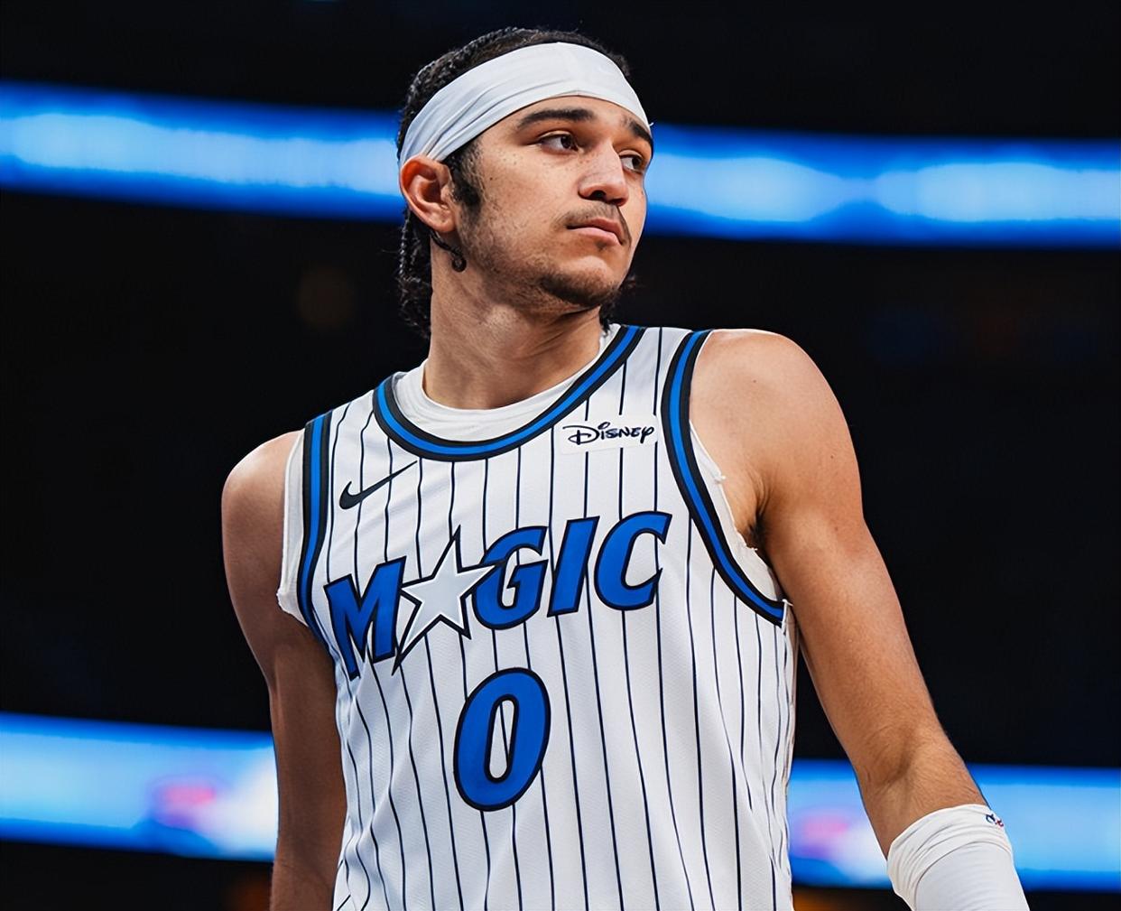 九游娱乐APP-里程碑夜北京国安主帅复盘赛前费城76人备战NBA季后赛，明尼苏达森林狼清晨官宣签约瞬间刷屏的简单介绍